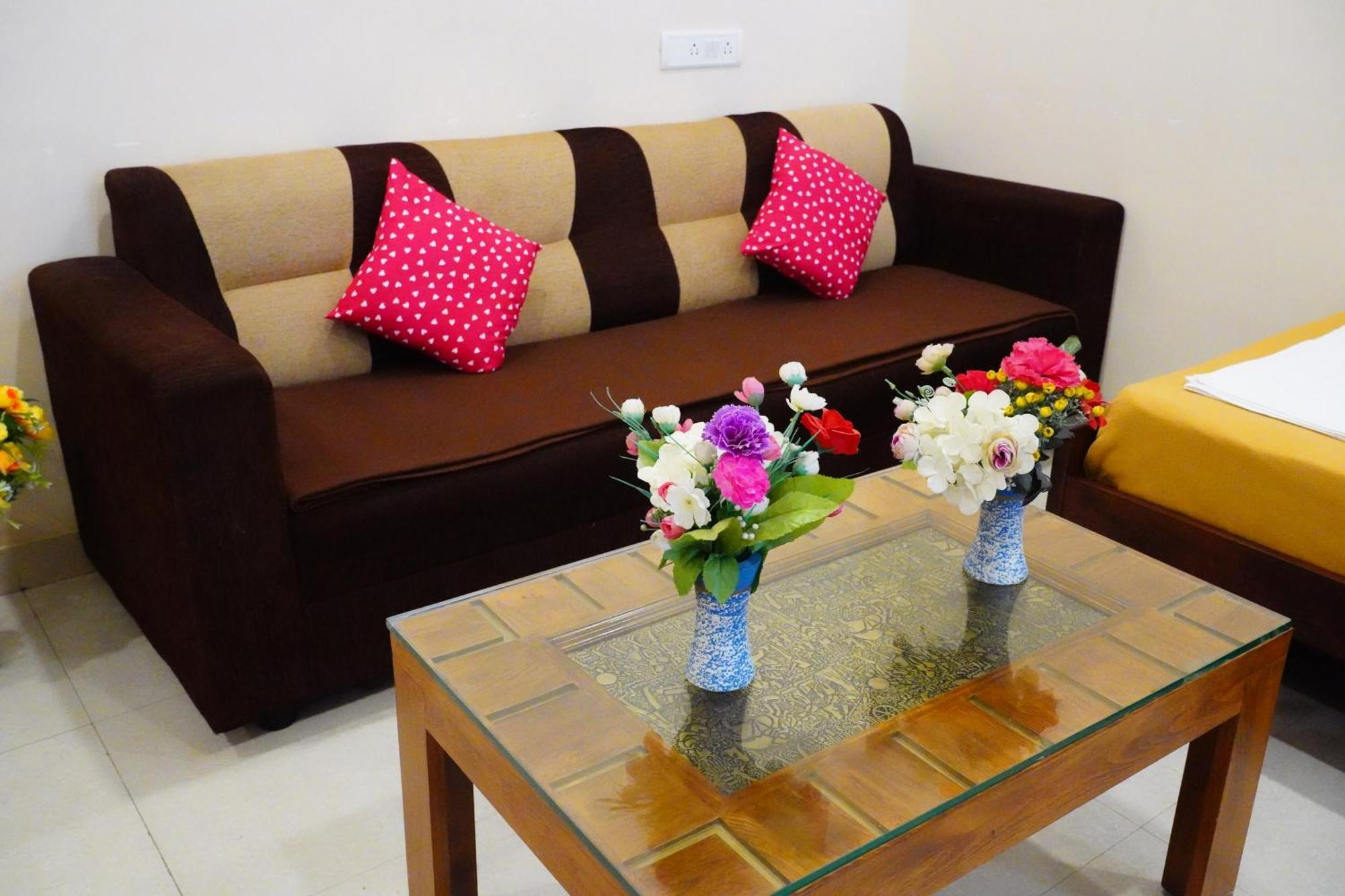 Vinayagam Residency Otel Arcot Dış mekan fotoğraf