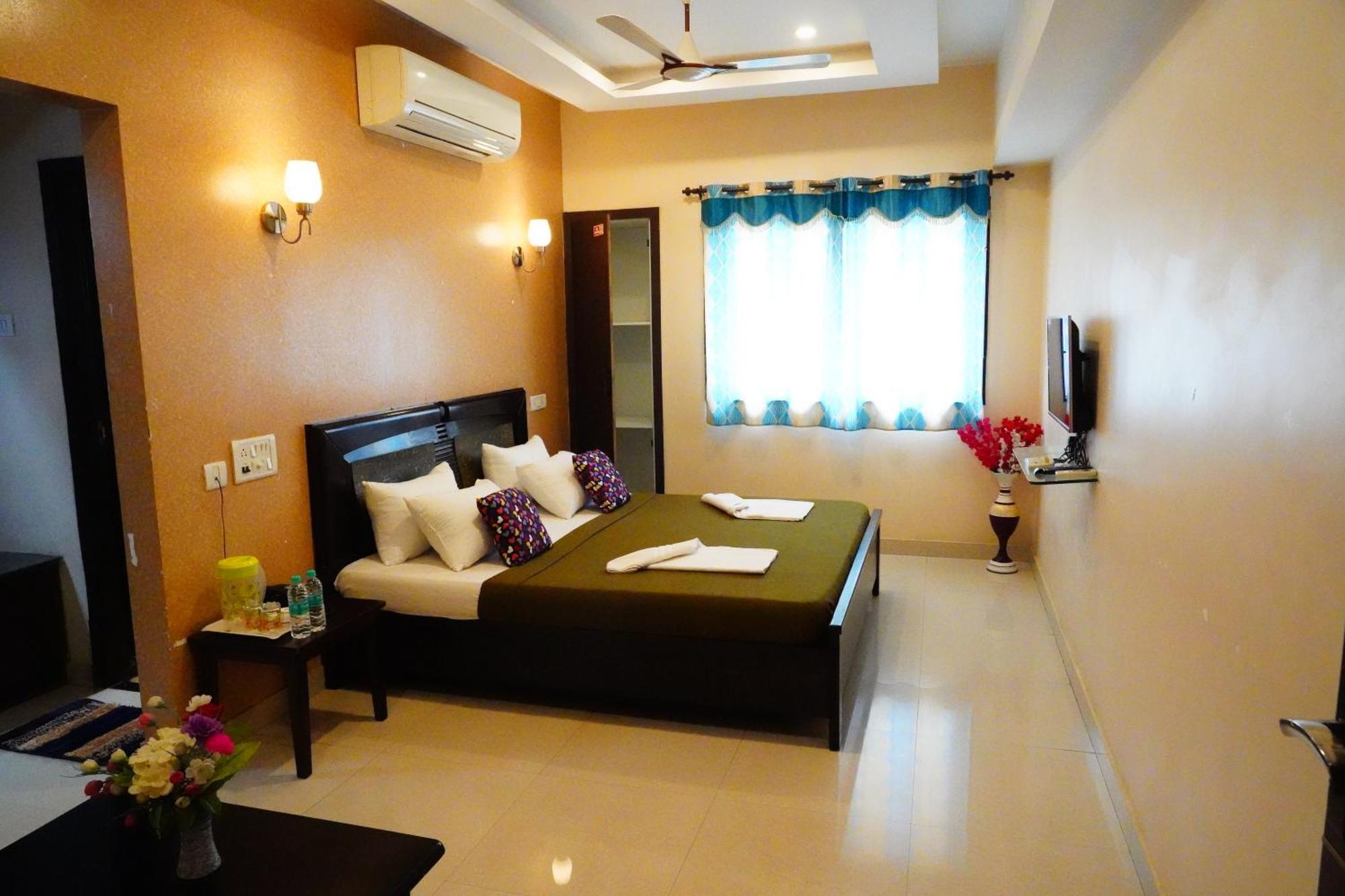 Vinayagam Residency Otel Arcot Dış mekan fotoğraf